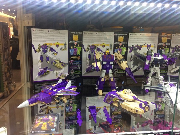 Transformers Product Display Featuring The Last Knight, Titans Return Wave 5, And SDCC Exclusives 10 (10 of 14)
